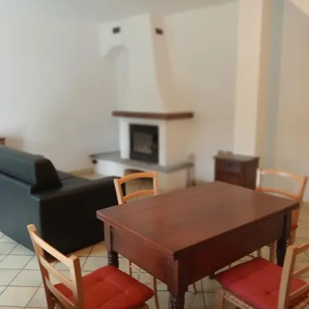 La Casa Del Ghiro Feriehus *